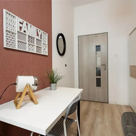 Poznest Wilda - Self Check-in - Samodzielne Zameldowanie Hostel