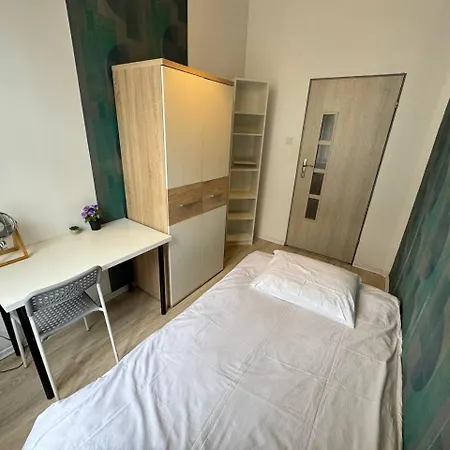 Hostel Poznest Wilda - Self Check-in - Samodzielne Zameldowanie *
