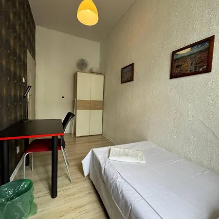 Hostel Poznest Wilda - Self Check-in - Samodzielne Zameldowanie Poznan